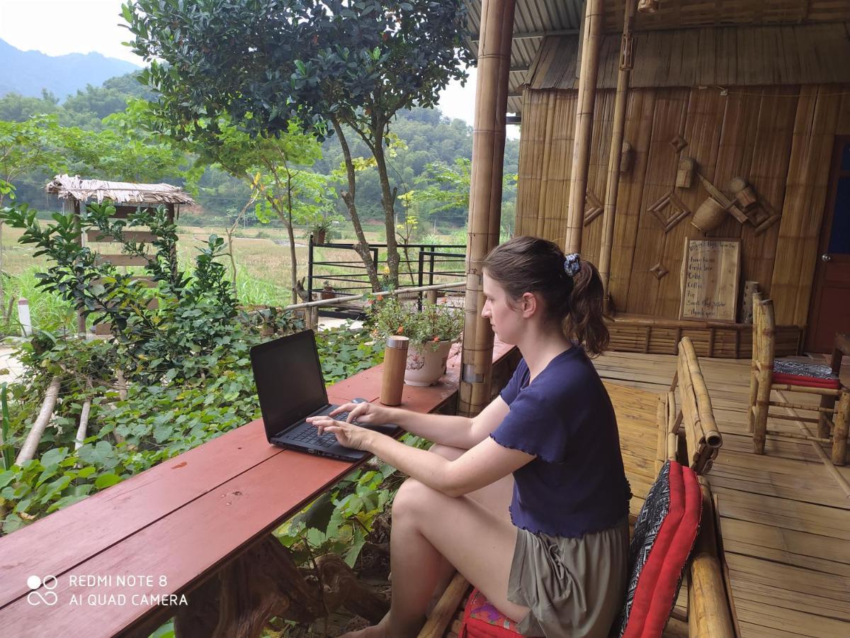 Truong Huy Homestay Mai Châu Bagian luar foto