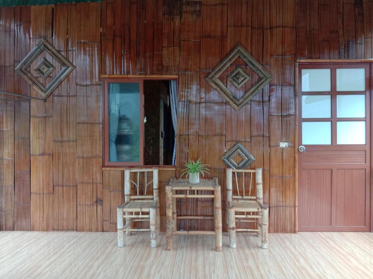 Truong Huy Homestay Mai Châu Bagian luar foto