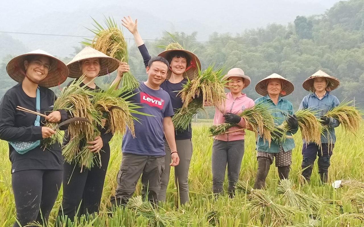 Truong Huy Homestay Mai Châu Bagian luar foto