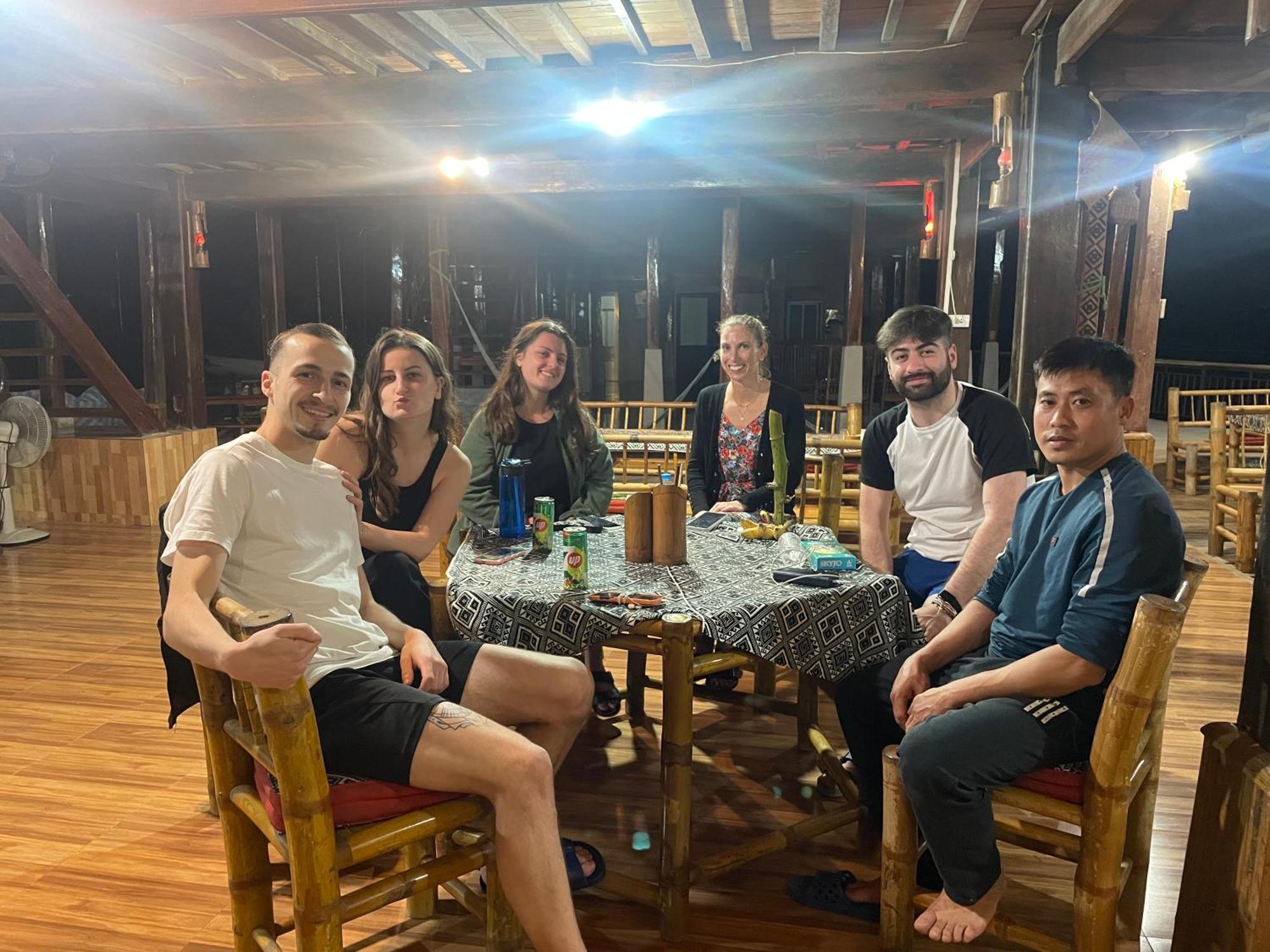 Truong Huy Homestay Mai Châu Bagian luar foto